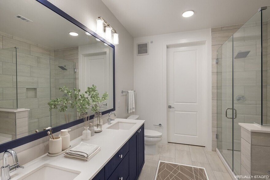 More Photos Of 1911 Philomena St, Austin Apartments For Lease