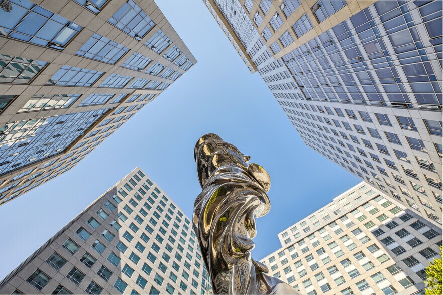 More Photos Of 1177 Market St, San Francisco Unknown For Lease