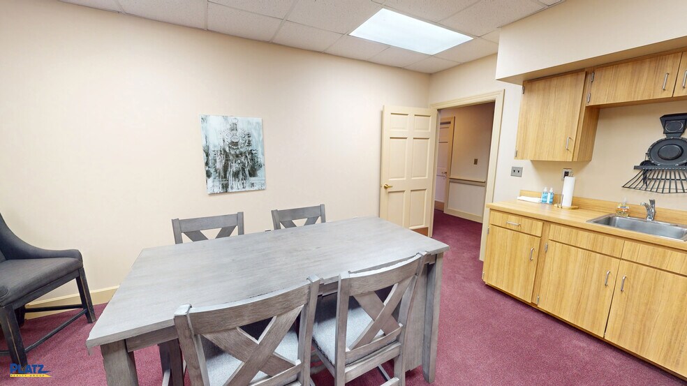 More Photos Of 1838 E State St, Salem Funeral Home For Sale