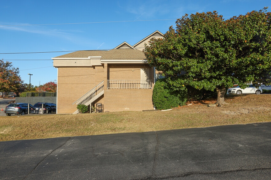 More Photos Of 8311 Two Notch Rd, Columbia Office For Sale