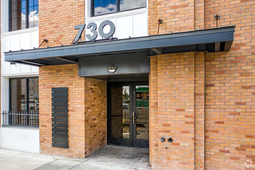 More Photos Of 730 Las Vegas Blvd, Las Vegas Office For Sale