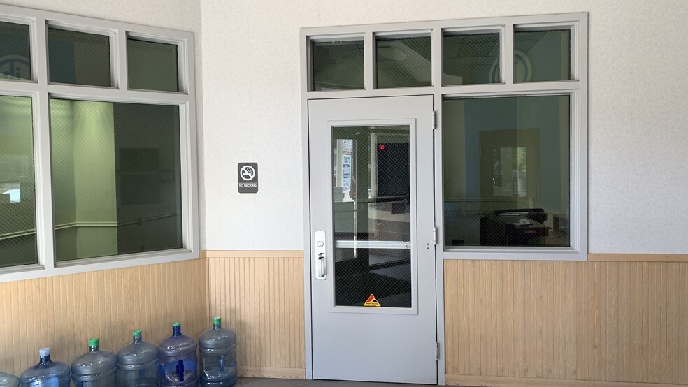 More Photos Of 701 Cumberland St, Lebanon Storefront For Lease