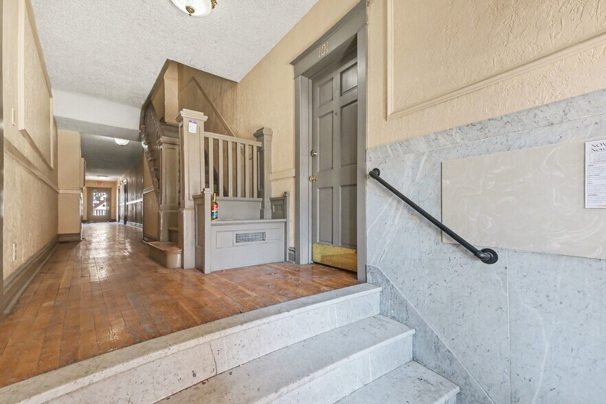 More Photos Of 3433-3435 Central St, Kansas City Apartments For Sale