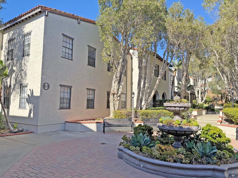 More Photos Of 3990 Old Town Ave, San Diego Office For Lease