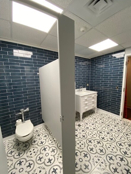 More Photos Of 369 Broadway, Everett Office For Lease