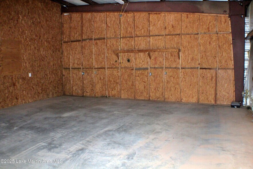 More Photos Of 323 Fulton St, Dadeville Flex For Sale