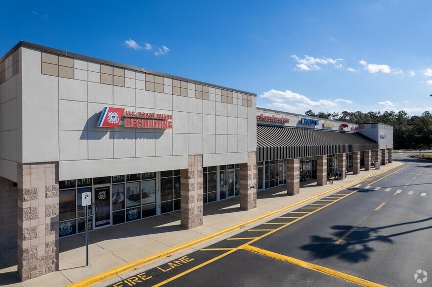 More Photos Of 8421-8481 S John Young Pky, Orlando General Retail For Lease