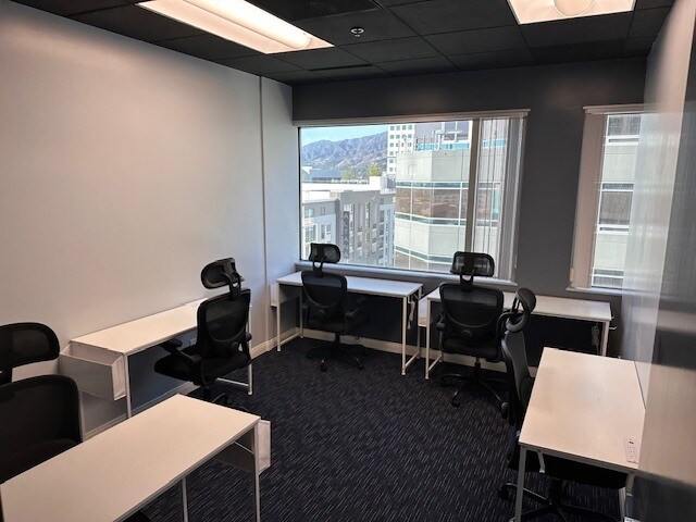 More Photos Of 500 N Central Ave, Glendale Coworking Space