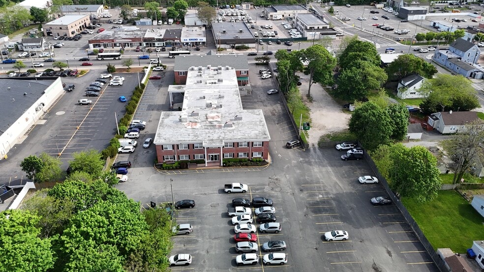 More Photos Of 475 E Main St, Patchogue Medical For Sale