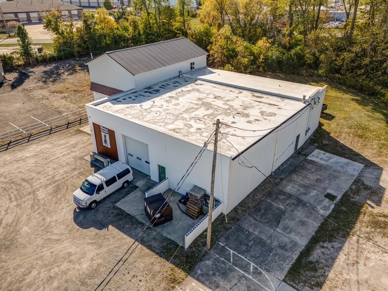 More Photos Of 322 Illinois Ave, Maumee Warehouse For Sale
