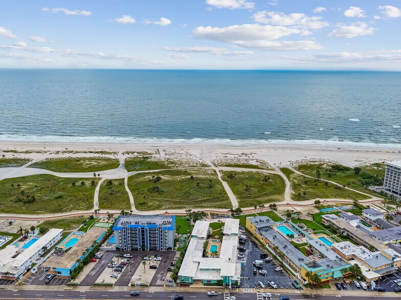 More Photos Of 11730 Gulf Blvd, Treasure Island Apartments For Sale