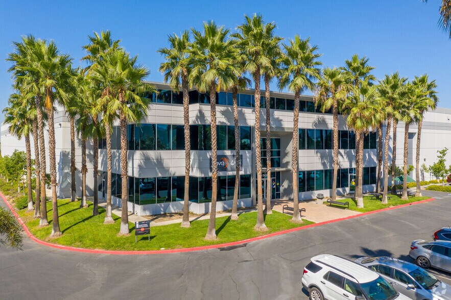 More Photos Of 1320 Air Wing Rd, San Diego Distribution For Lease