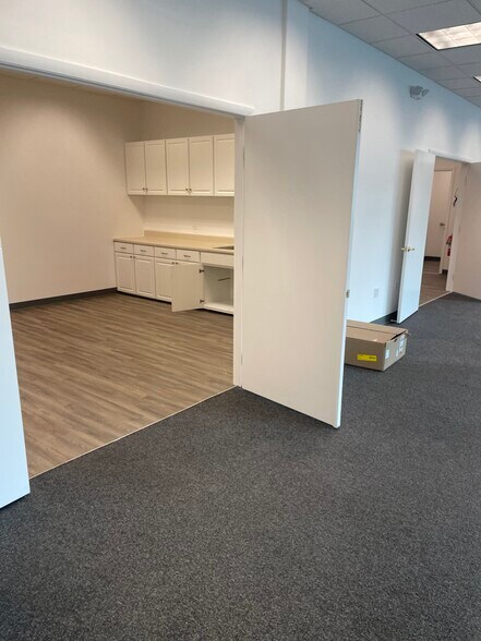 More Photos Of 2860 W State Road 84, Fort Lauderdale Office For Lease