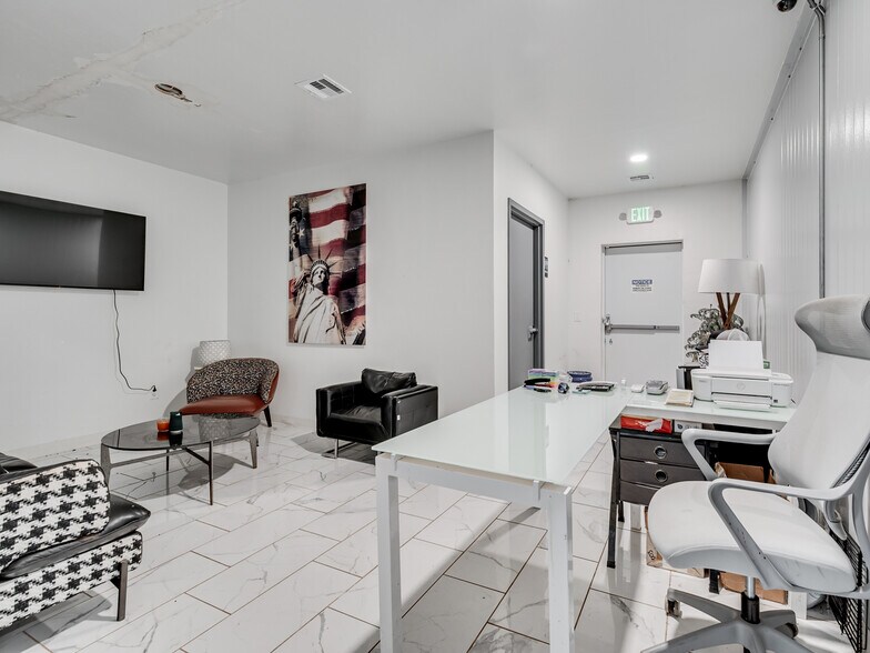 More Photos Of 3595 E State Highway 9, Norman Industrial For Sale