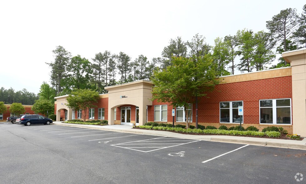 More Photos Of 5201 Hickory Park Dr, Glen Allen Office For Sale