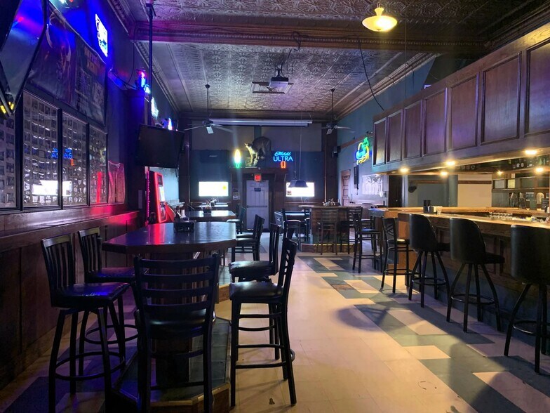 More Photos Of 106 Wibaux St N, Wibaux Storefront Retail Residential For Sale