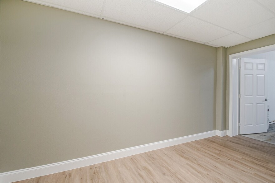 More Photos Of 440 Plumosa Ave, Casselberry Warehouse For Lease