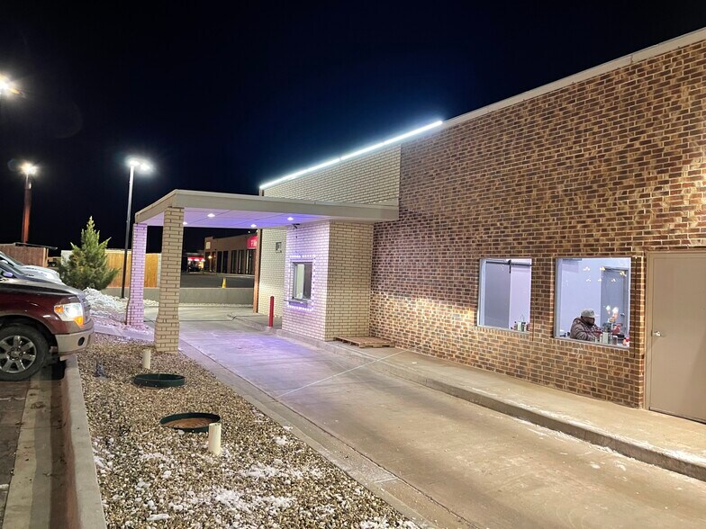 More Photos Of 1140 Kermit St, Plainview Restaurant For Sale