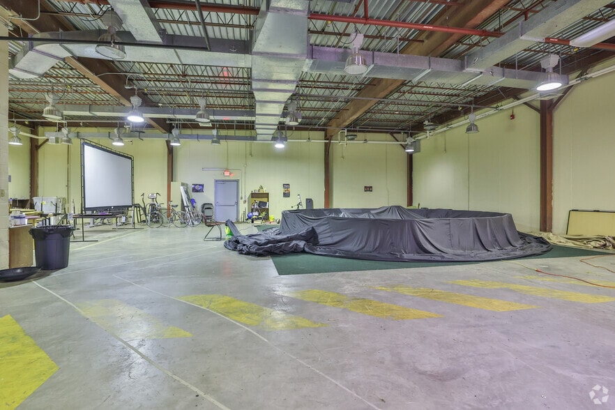 More Photos Of 1 Pari Dr, Rosman Specialty For Sale