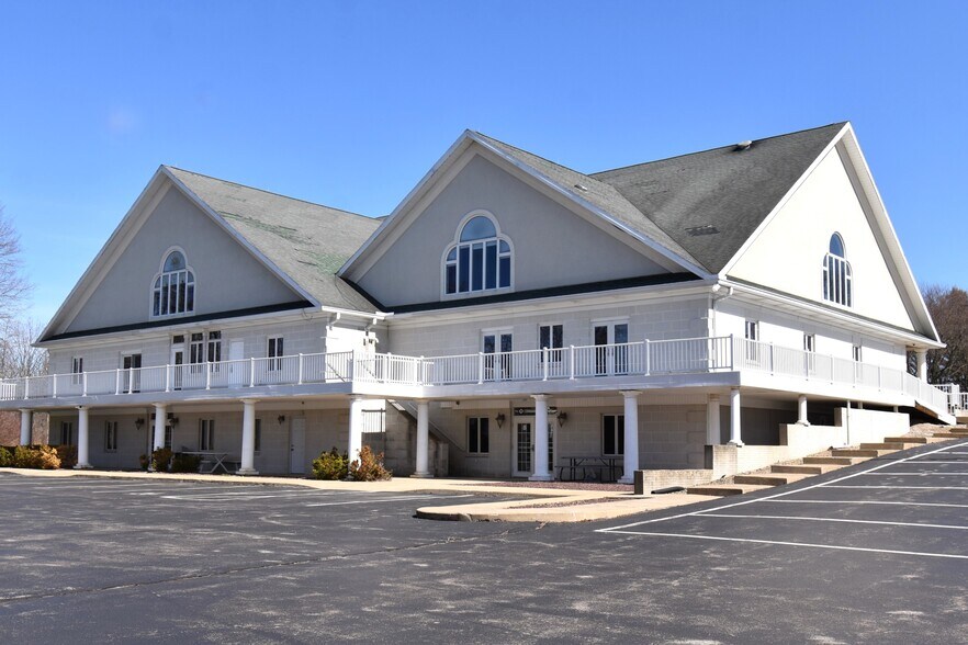 More Photos Of 972 Youngstown Kingsville Rd, Vienna Office For Sale