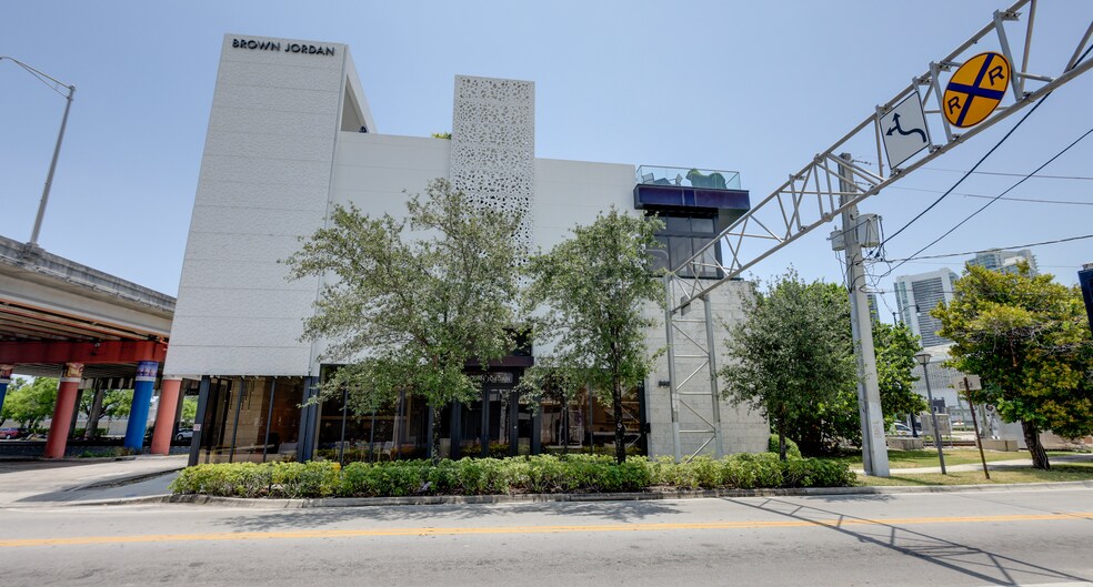 More Photos Of 3625 NE 2nd Ave, Miami Storefront For Lease