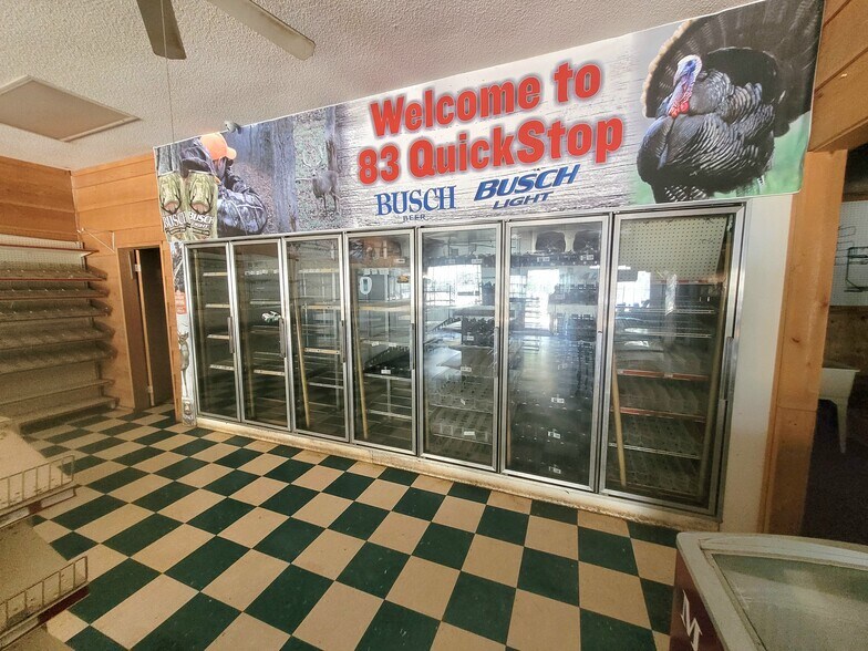 More Photos Of 2777 Hwy 83, Evergreen Service Station For Sale