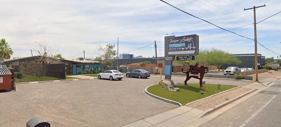 More Photos Of 1211 E Curry Rd, Tempe Contractor Storage Yard For Sale