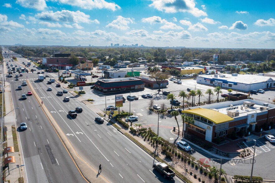 More Photos Of 5300 Silver Star Rd, Orlando Freestanding For Lease