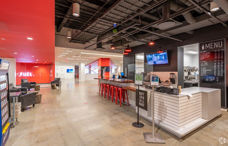 More Photos Of 900 Chelmsford St, Lowell Office For Lease