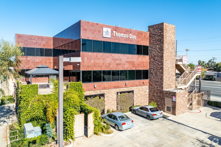 More Photos Of 13833 Beach Blvd, Westminster Medical For Sale
