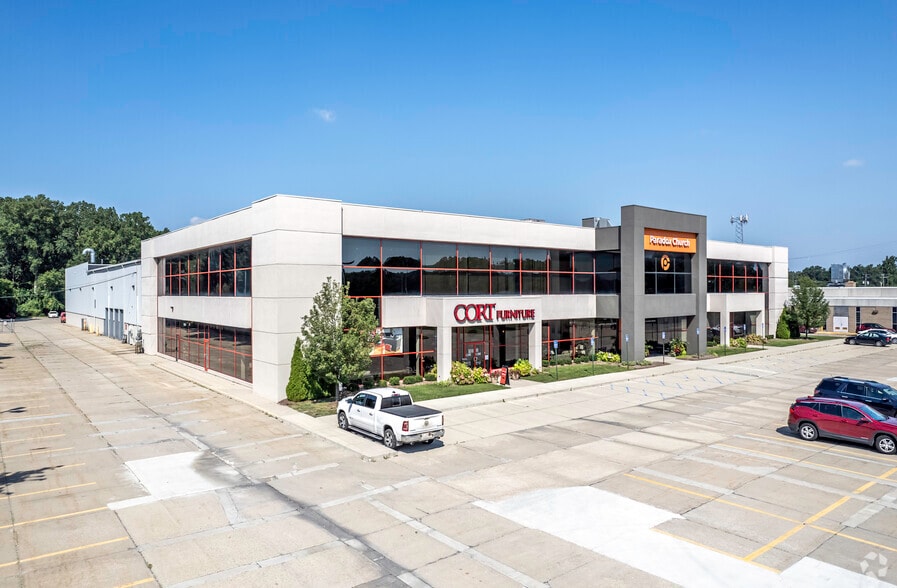 Primary Photo Of 28241 Mound Rd, Warren Light Manufacturing For Lease