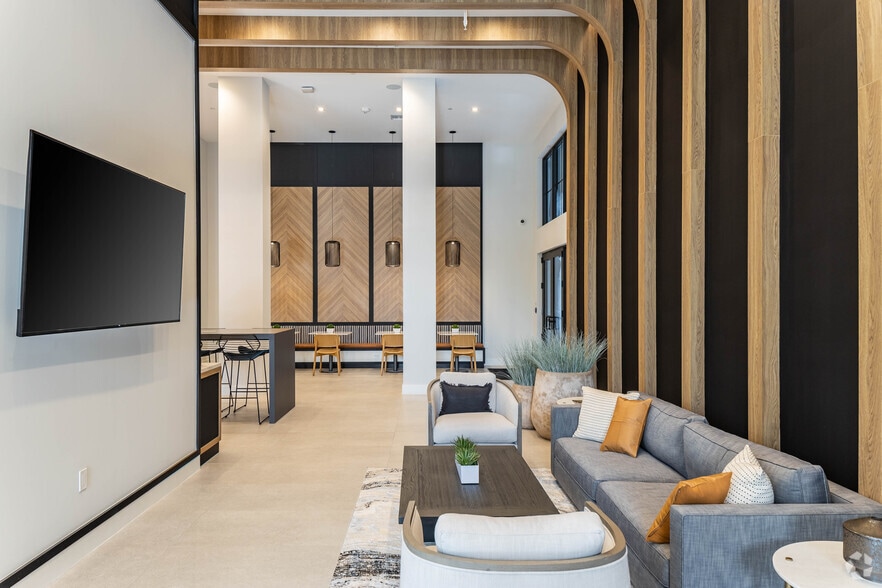 More Photos Of 1711 N University Dr, Plantation Coworking Space