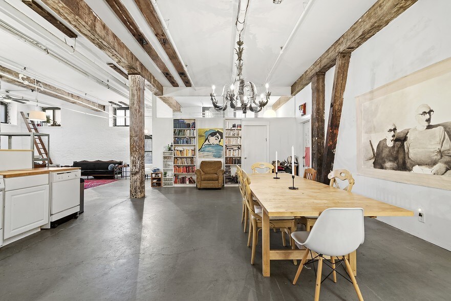 More Photos Of 119 N 11th St, Brooklyn Office For Lease