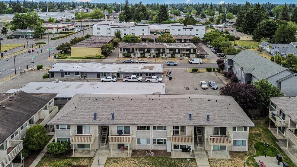 More Photos Of 7603 Pacific Ave, Tacoma Apartments For Sale
