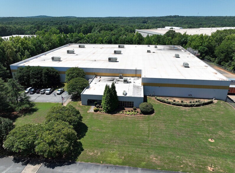 More Photos Of 1 Commerce Dr, Gaffney Manufacturing For Lease