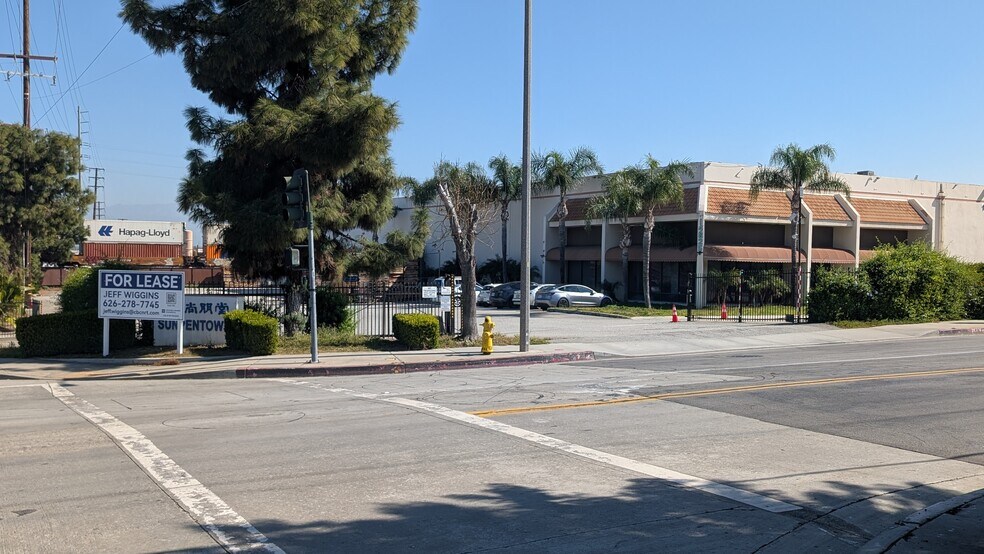 More Photos Of 14625-14701 E Clark Ave, City of Industry Warehouse For Lease