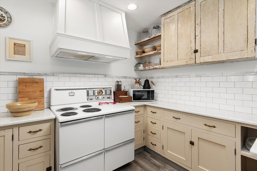 More Photos Of 16 Locust St, Saint Augustine Specialty For Sale