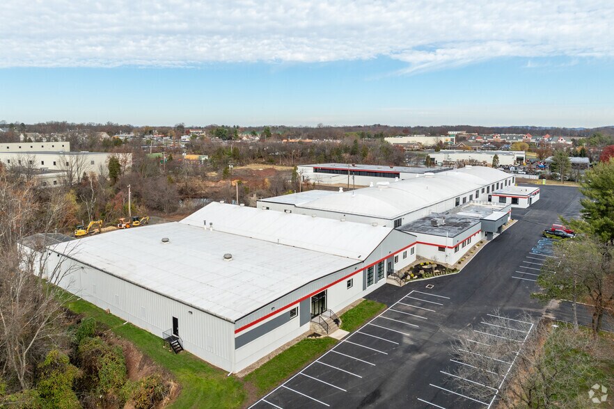 Primary Photo Of 22 Readington Rd, Branchburg Manufacturing For Lease