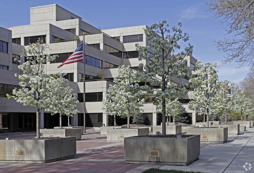 More Photos Of 550 E South Temple, Salt Lake City Office For Lease