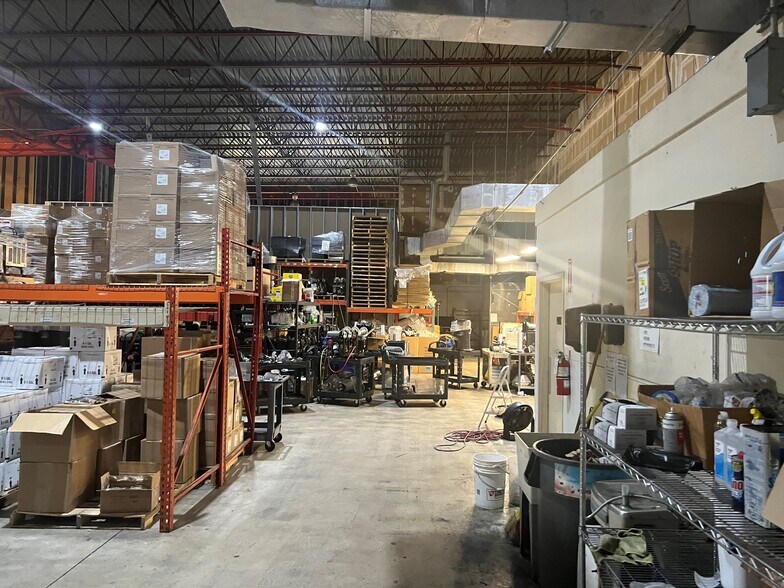 More Photos Of 3020 High Ridge Rd, Boynton Beach Showroom For Lease