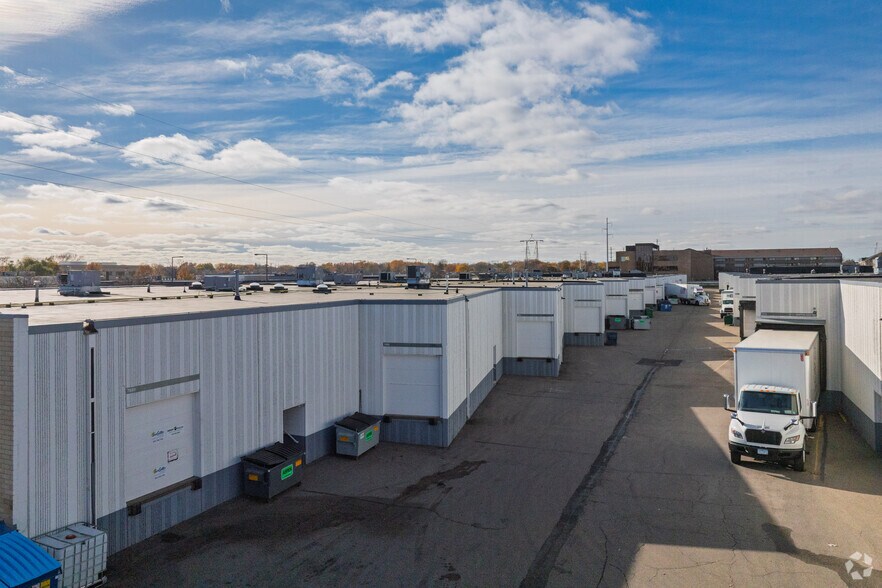 More Photos Of 7850-7890 12th Ave E, Bloomington Unknown For Lease