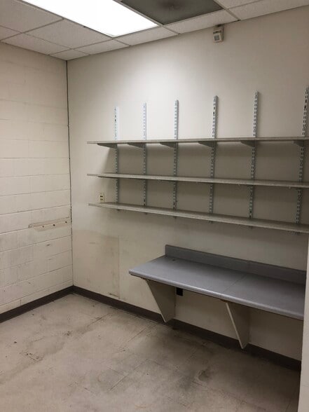 More Photos Of 100 W Russell St, Fayetteville Medical For Lease