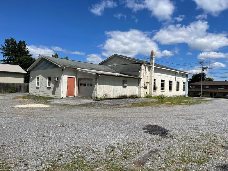 More Photos Of 18 Gettysburg Pike, Mechanicsburg Specialty For Lease