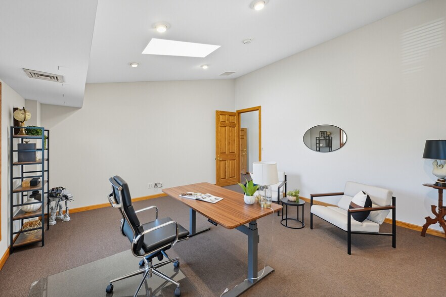 More Photos Of 10130-10134 Colvin Run Rd, Great Falls Medical For Sale
