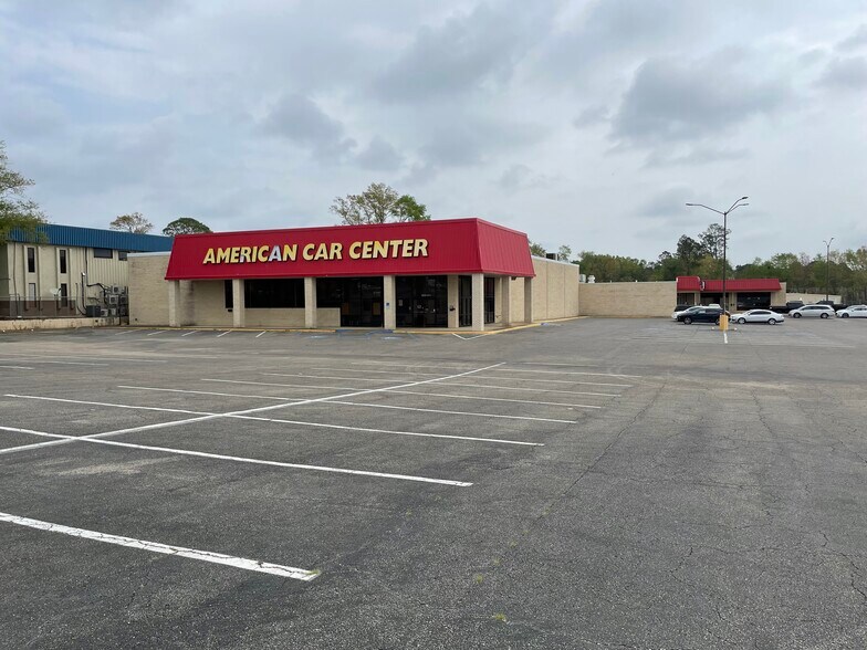 More Photos Of 11370 Hwy 49 N, Gulfport General Retail For Lease