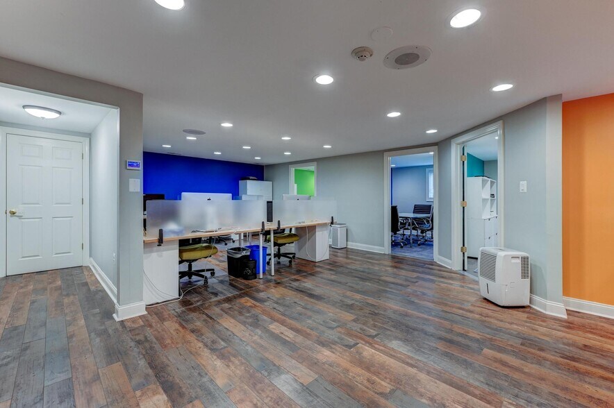 More Photos Of 105 Atsion Rd, Medford Medical For Sale