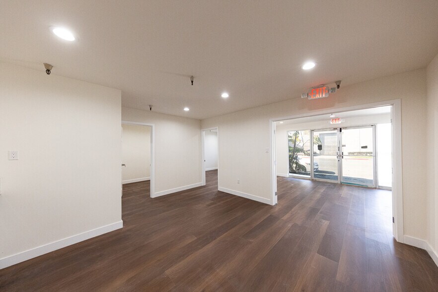 More Photos Of 7200-7240 Adams St & Texaco Ave, Paramount Warehouse For Sale