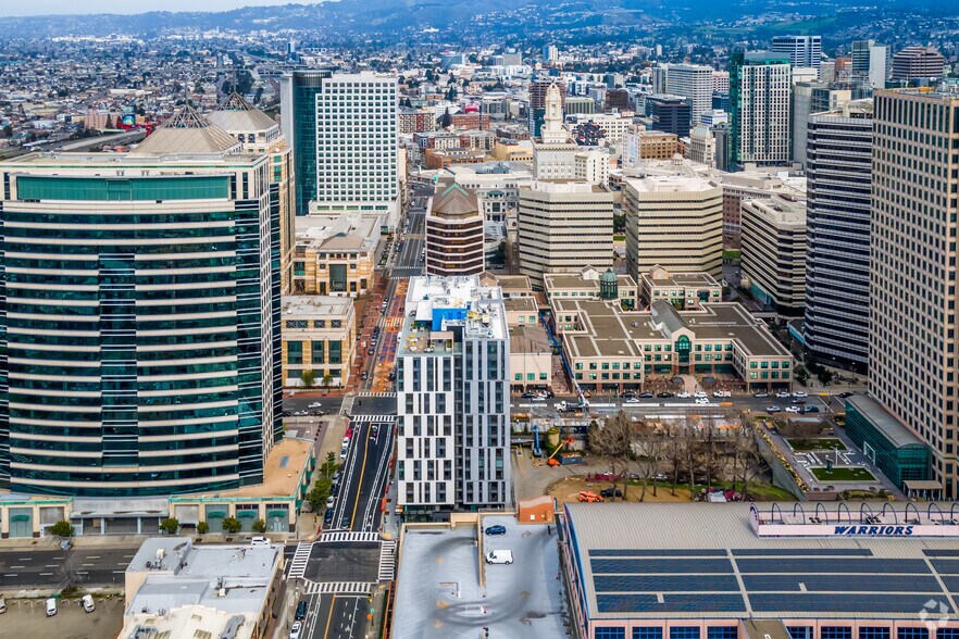 More Photos Of 1150 Clay St, Oakland Apartments For Lease