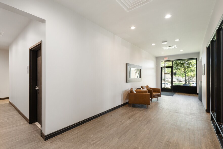 More Photos Of 8777 Governors Row, Dallas Distribution For Sale