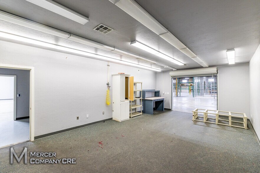 More Photos Of 3300 N Santa Fe Ave, Oklahoma City Warehouse For Sale